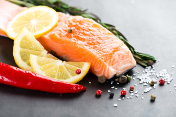Salmon fillet with lemon