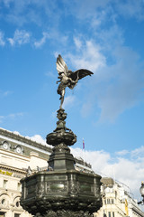 Fototapeta na wymiar LONDON, UK - MARCH 14: Alfred Gilbert's statue of Eros in Piccad