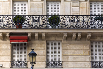 Traditional Facade in  Paris - 62677837