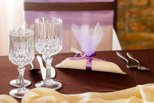 glasses on event table