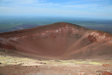 Вулканический кратер © dkhanin