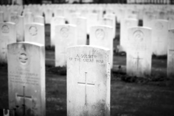 A soldier great war cemetery flanders fields Belgium