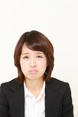 悲しむビジネスウーマン