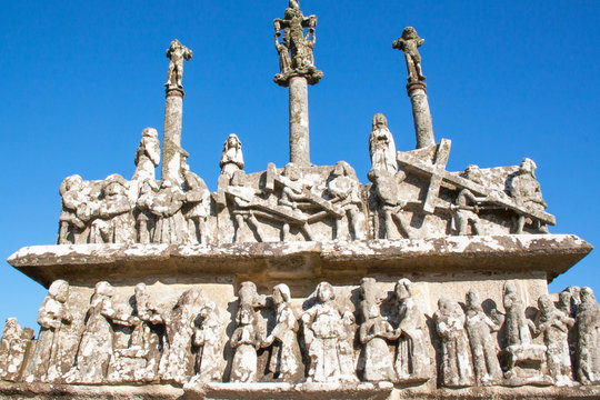 D&eacute;tail du calvaire de Tronoen dans le Finist&egrave;re en Bretagne