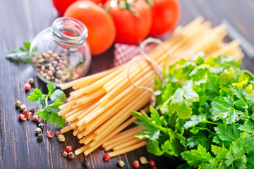 raw pasta with tomato