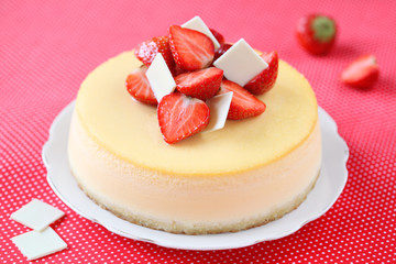 Vanilla Strawberry Cheesecake