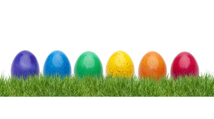 Bunte Ostereier in der Wiese