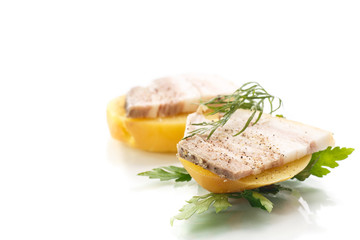 Boiled potatoes with bacon