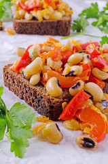 Beans with vegetables