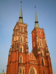 Fototapeta na wymiar Piękna katedra we Wrocławiu