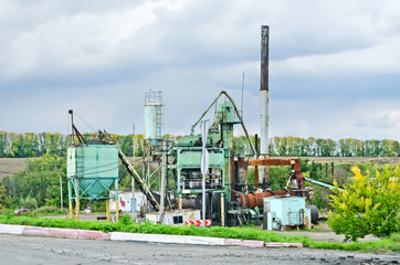 Fototapeta na wymiar Asphalt plant in Ukraine