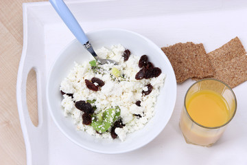 Easy fitness food to sustain shape in form
