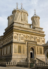 Fototapeta na wymiar Curtea de Arges monastry in Romania with beautiful architecture.
