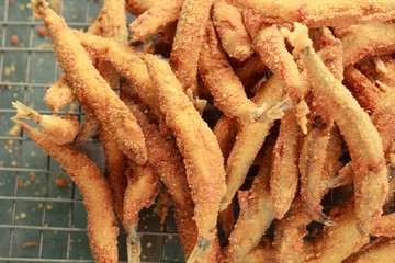 Fish fried in the market