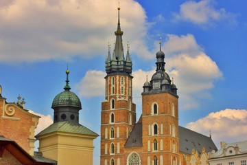 Fototapeta na wymiar Католический храм в городе Кракове