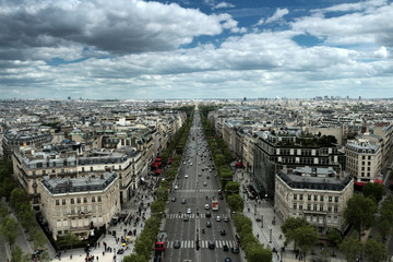 Blick vom Arc de Triomphe in Paris