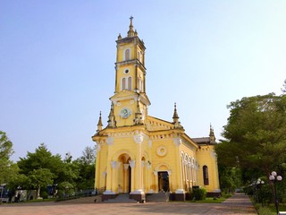 Fototapeta na wymiar Catholic church in Ayutthaya