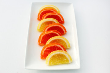 Tranches de citrons et d'oranges