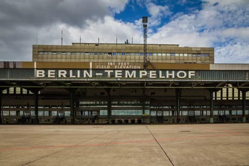 Fotobehang Berlin - Airport Tempelhof © daskleineatelier
