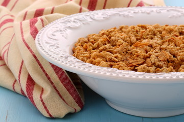 Delicious organic chunky granola cereal