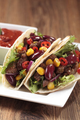 taco with beef and vegetables