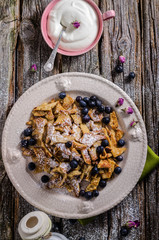 Kaiserschmarrn, Omelette, Blaubeeren