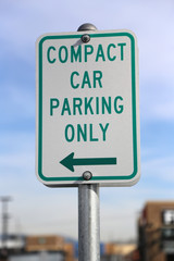 Obraz premium Compact car parking only sign