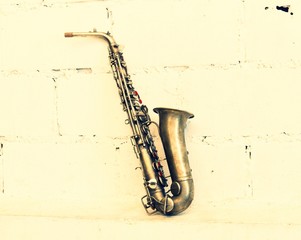 The image of a saxophone (vintage stye)