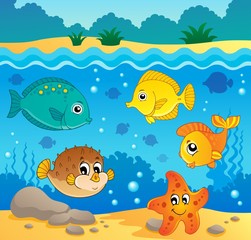 Fototapeta na wymiar Underwater ocean fauna theme 4