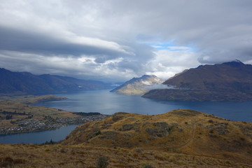 Fototapeta na wymiar Wakatipu Jezioro z Queenstown Hill