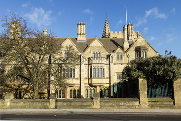 Fototapeta na wymiar Historic University Building in Oxford City, UK
