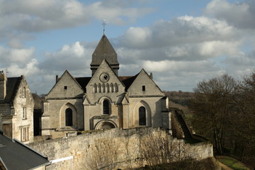 Fototapeta na wymiar Eglise saint-sauveur,Coucy-le-chateau