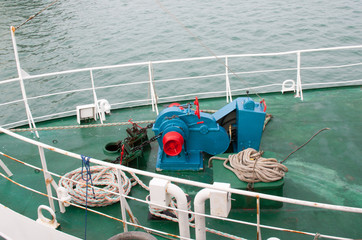 Moteur à bord d'un chalutier au port de Douarnenez