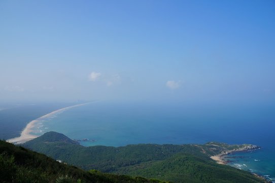 Hainan Moon Bay