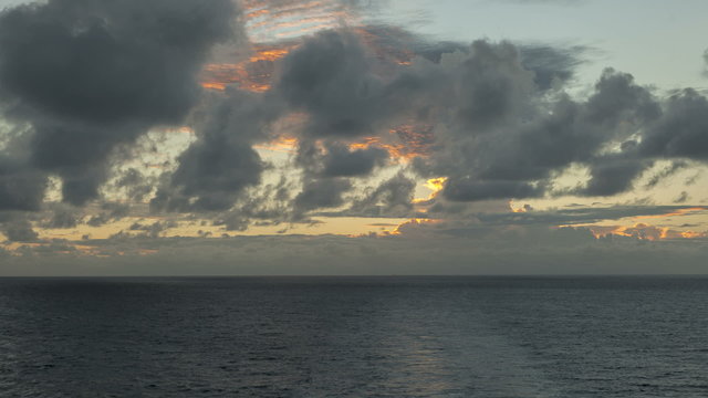 Timelapse caribbean Sea at sunset