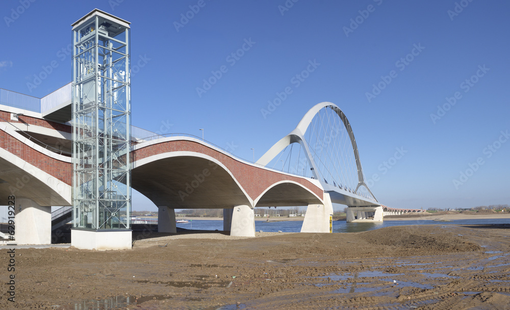 Wall mural new arch bridge