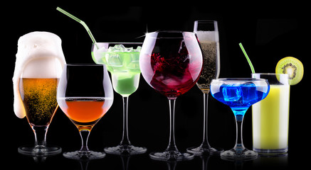 different alcohol drinks set