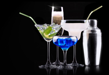different alcohol drinks set