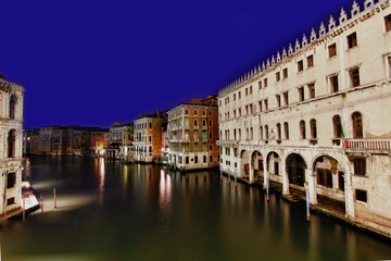Fototapeta na wymiar Kanał w Wenecji
