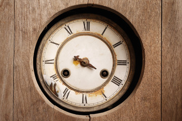 broken vintage wall clock. dead abandoned clock, vintage clock with wood cover