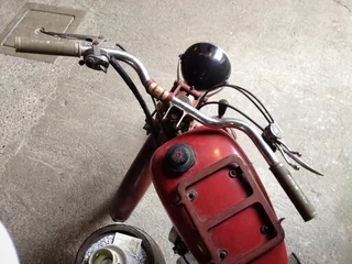 Foto op Plexiglas vecchia motocicletta © gprebora
