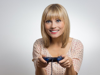 Beautiful Girl plays a video game