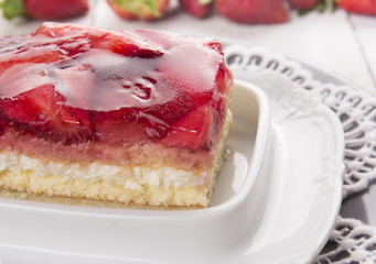 strawberry puff cake with cream and jelly