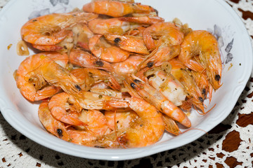 fresh gulf shrimps with garlic fried in olive oil