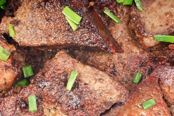Fried pork liver with green onion