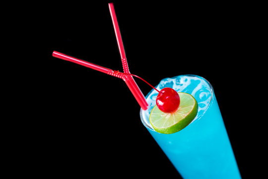 Blue Hawaii Cocktail