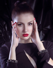 Fototapeta na wymiar Fashion woman with jewelry precious decorations.