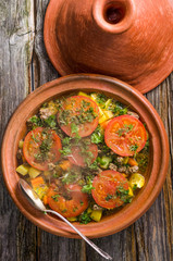 Gem&uuml;se-Tajine mit Kartoffeln