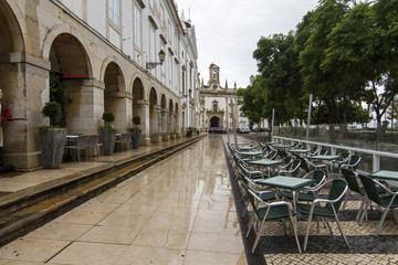 Obraz premium main recreational plaza and Arc of Vila