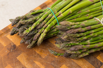 asparagi a mazzi
